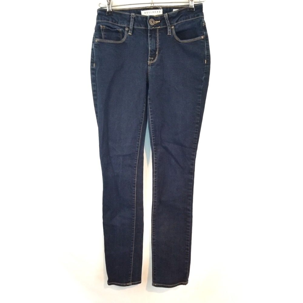 3/$25 Bullhead Size 1 Skinny Jeans